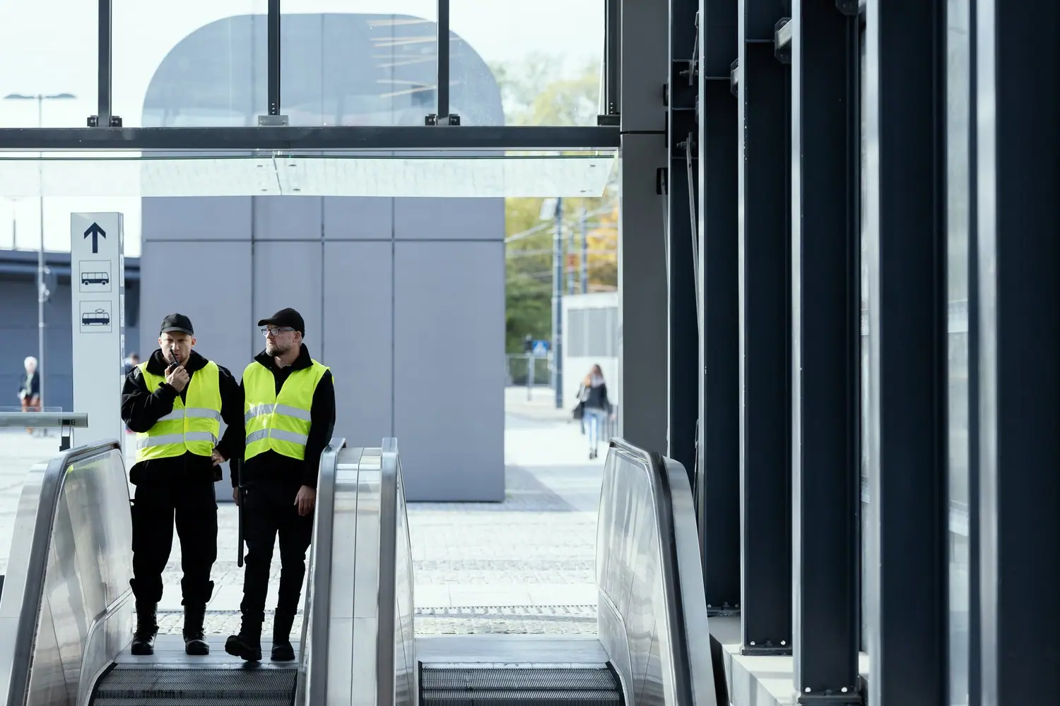 Bezpieczeństwo na terenach poprzemysłowych: monitoring i kontrole