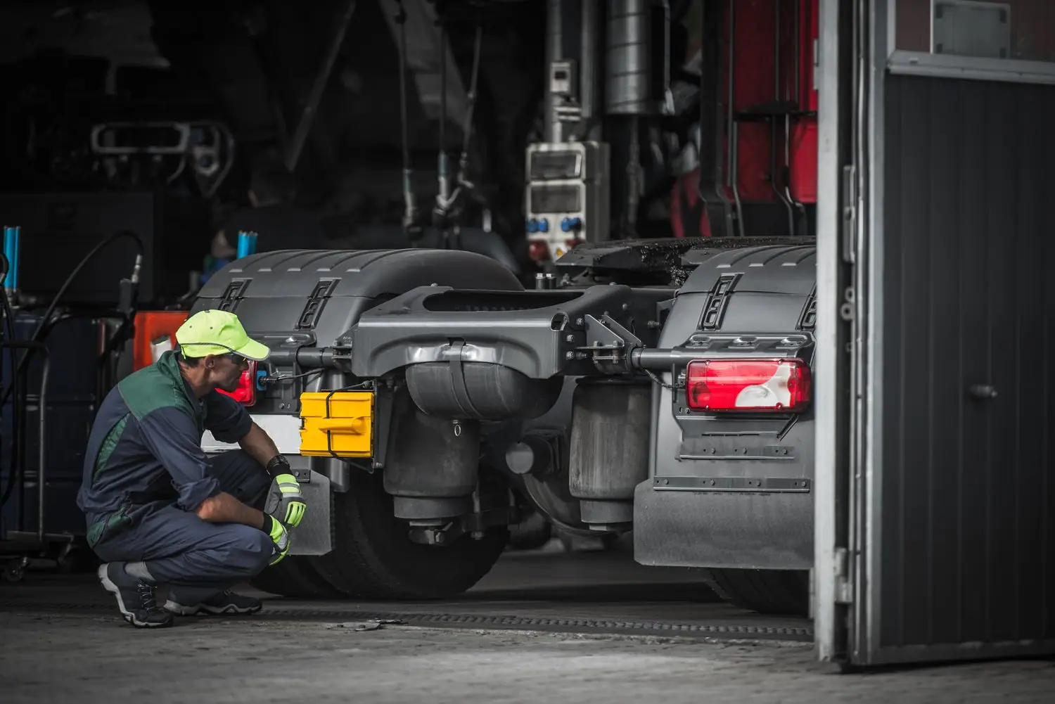 Kontrola emisji spalin pojazdów ratowniczych: raport środowiskowy